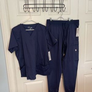 Uniform Advantage Scrubs